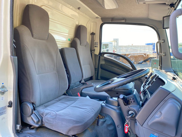 いすゞエルフ冷凍車（冷蔵車）小型（2t・3t）[写真33]