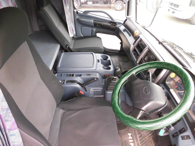 日野レンジャーアルミバン増トン（6t・8t）[写真11]