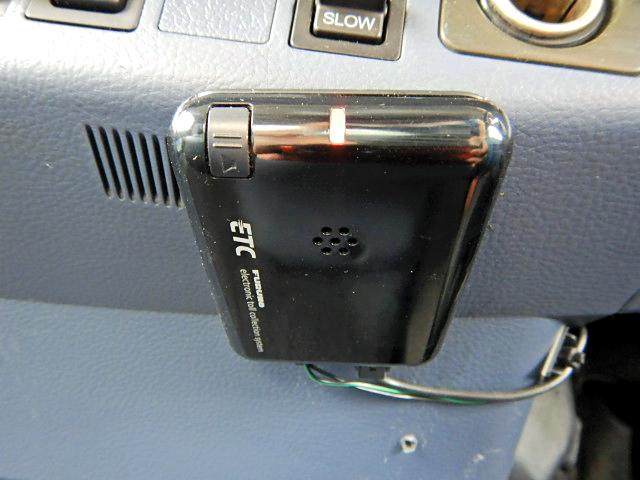 日野レンジャー平ボディ中型（4t）[写真16]