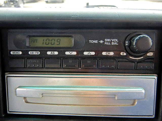 日野レンジャー平ボディ中型（4t）[写真17]