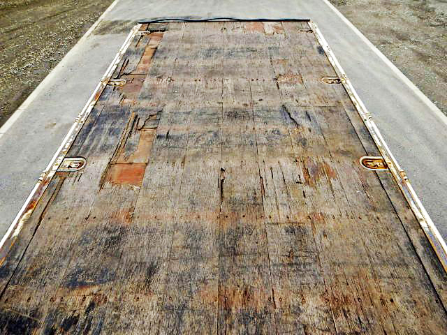 日野レンジャー平ボディ中型（4t）[写真07]