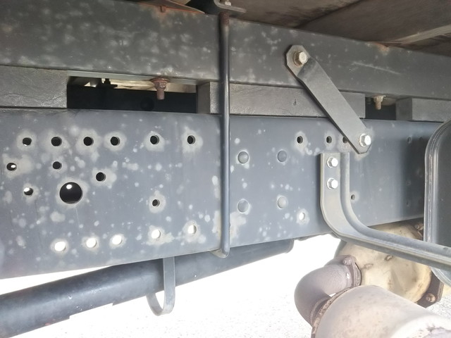 三菱ふそうキャンターアルミブロック小型（2t・3t）[写真14]