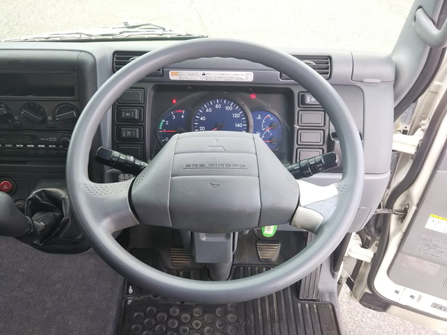 三菱ふそうキャンターアルミブロック小型（2t・3t）[写真31]