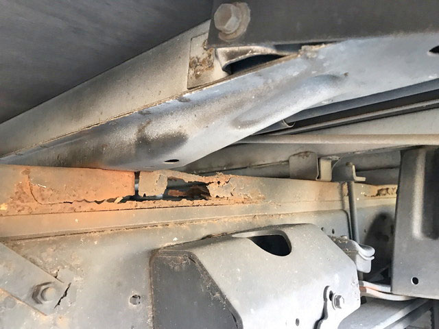 トヨタダイナ平ボディ小型（2t・3t）[写真12]