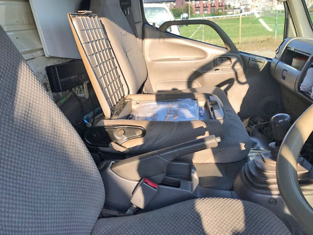 トヨタダイナ平ボディ小型（2t・3t）[写真20]