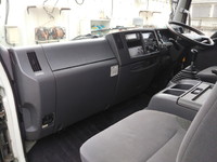 いすゞフォワード冷凍車（冷蔵車）中型（4t）[写真32]