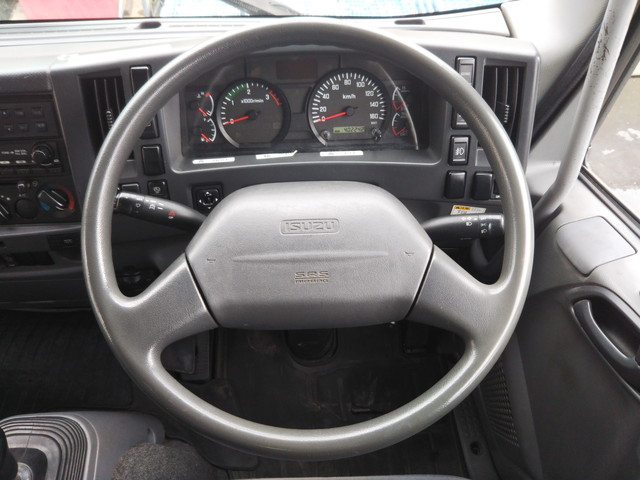 いすゞフォワード冷凍車（冷蔵車）中型（4t）[写真37]