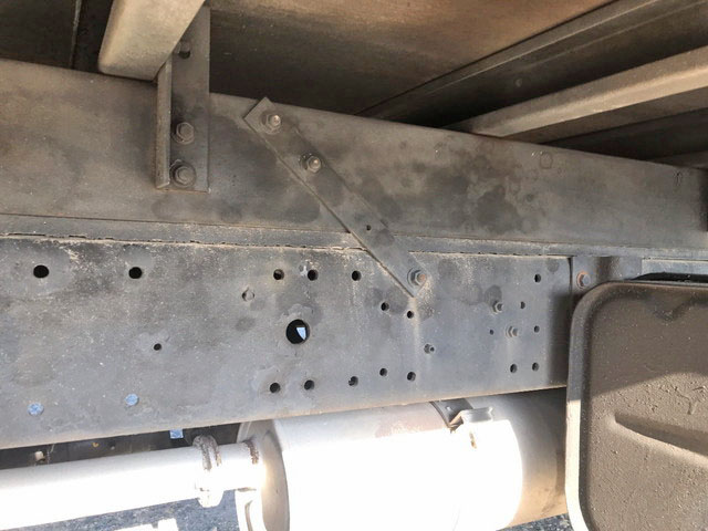 いすゞエルフアルミバン小型（2t・3t）[写真11]