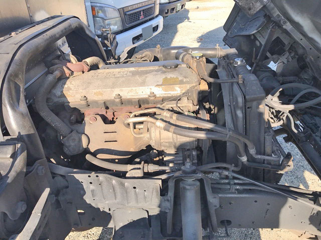 いすゞエルフアルミバン小型（2t・3t）[写真14]