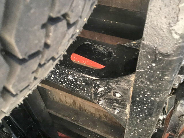 三菱ふそうファイタークレーン4段中型（4t）[写真11]