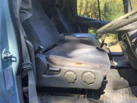 三菱ふそうファイタークレーン4段中型（4t）[写真20]