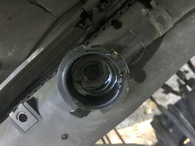 三菱ふそうファイタークレーン4段中型（4t）[写真09]