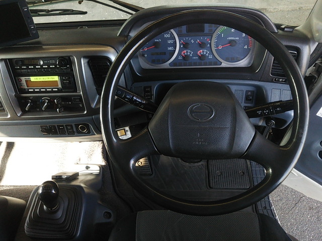 日野レンジャー冷凍車（冷蔵車）中型（4t）[写真31]