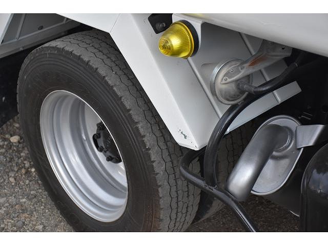 いすゞエルフパッカー車（塵芥車）小型（2t・3t）[写真22]