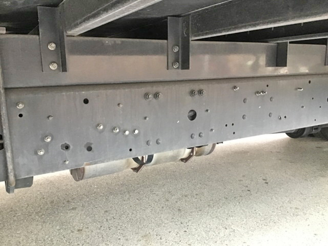 三菱ふそうファイターアルミバン中型（4t）[写真13]