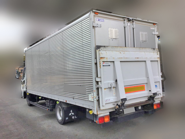 三菱ふそうファイターアルミバン中型（4t）[写真02]