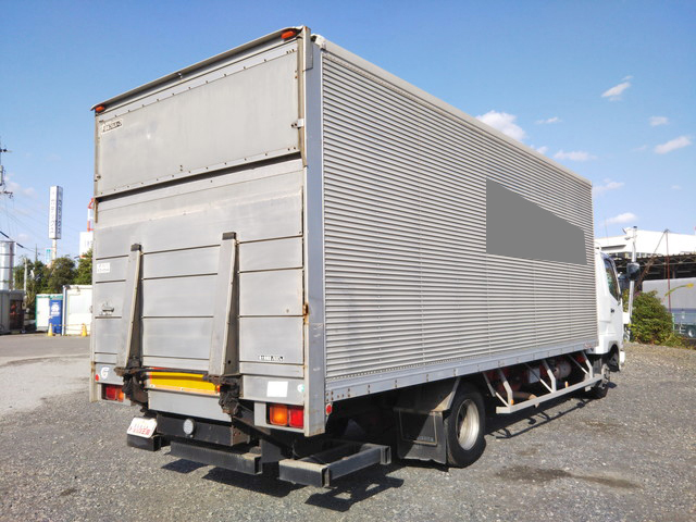 三菱ふそうファイターアルミバン中型（4t）[写真02]