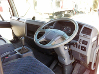 三菱ふそうファイターアルミバン中型（4t）[写真32]