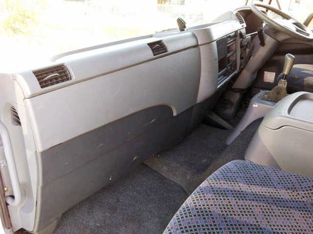 三菱ふそうファイターアルミバン中型（4t）[写真34]