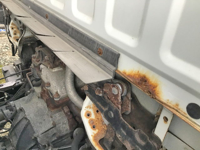 いすゞエルフクレーン3段小型（2t・3t）[写真10]