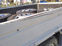 いすゞエルフ平ボディ小型（2t・3t）[写真14]