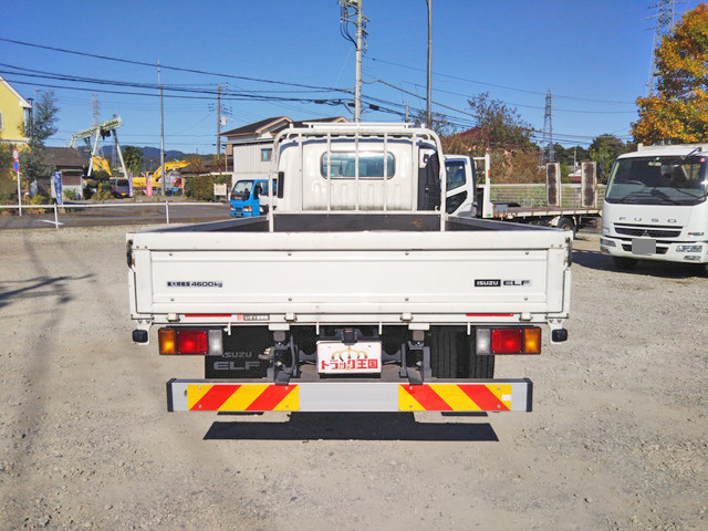 いすゞエルフ平ボディ小型（2t・3t）[写真09]