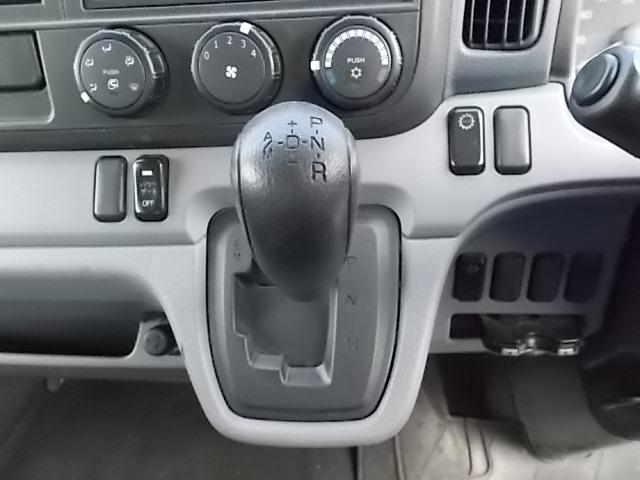 三菱ふそうキャンターダブルキャブ（Wキャブ）小型（2t・3t）[写真33]