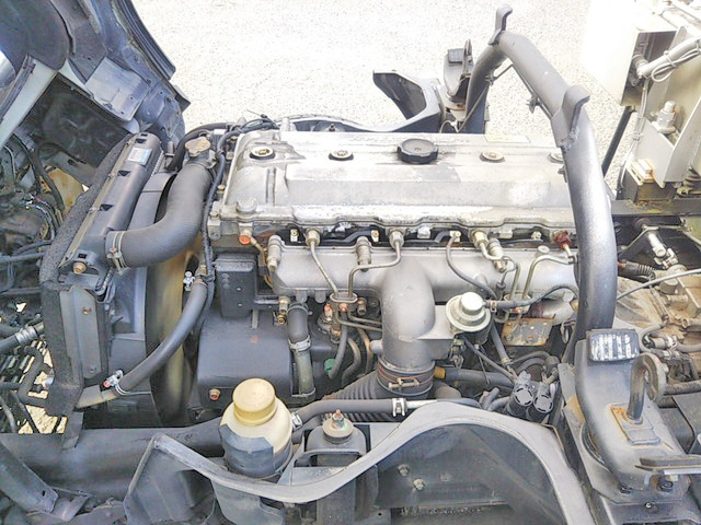 三菱ふそうキャンタークレーン4段小型（2t・3t）[写真27]