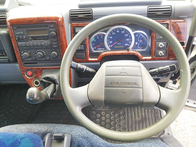 三菱ふそうキャンタークレーン4段小型（2t・3t）[写真37]