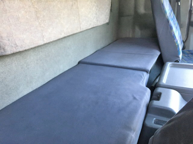 三菱ふそうファイターアルミウイング中型（4t）[写真34]