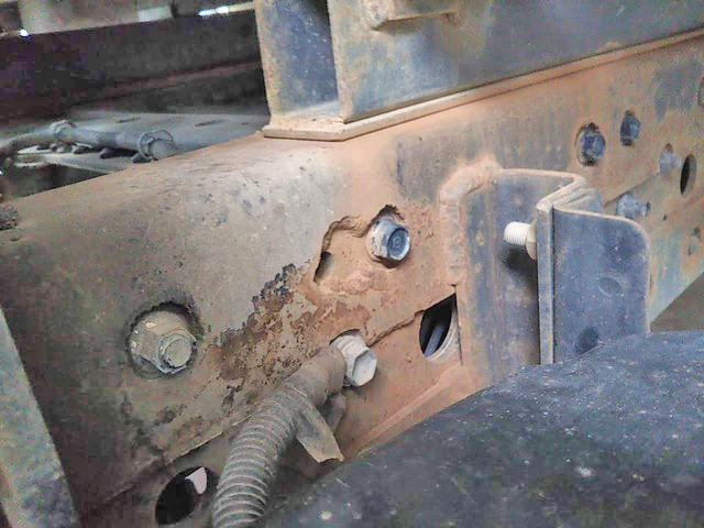 三菱ふそうキャンターユニック5段小型（2t・3t）[写真23]