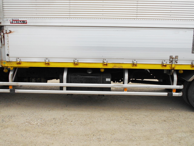 三菱ふそうファイターアルミウイング中型（4t）[写真14]