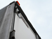 三菱ふそうファイターアルミウイング中型（4t）[写真16]