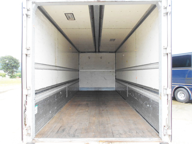 三菱ふそうファイターアルミウイング中型（4t）[写真06]