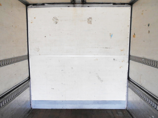 三菱ふそうファイターアルミウイング中型（4t）[写真07]