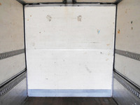 三菱ふそうファイターアルミウイング中型（4t）[写真07]