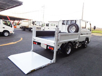 三菱ふそうキャンターダブルキャブ（Wキャブ）小型（2t・3t）[写真02]