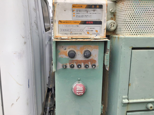 三菱ふそうキャンター高所作業車小型（2t・3t）[写真11]