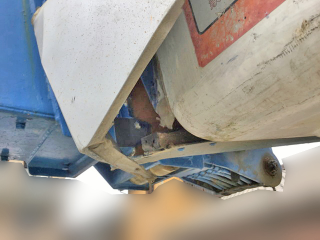 三菱ふそうキャンター高所作業車小型（2t・3t）[写真09]