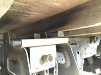 いすゞエルフ平ボディ小型（2t・3t）[写真12]