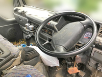 いすゞエルフ平ボディ小型（2t・3t）[写真20]