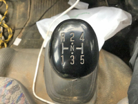 いすゞエルフ平ボディ小型（2t・3t）[写真22]