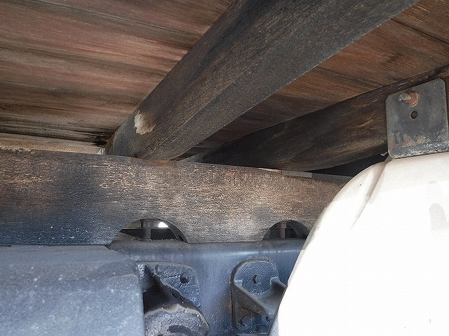 日野レンジャークレーン3段中型（4t）[写真14]