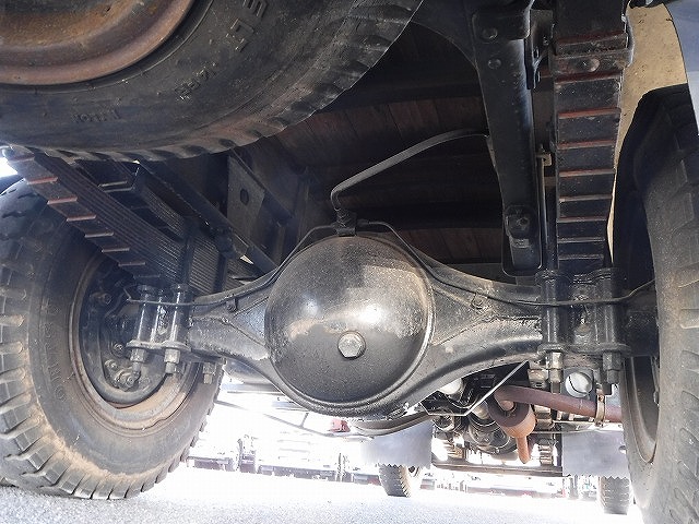 日野レンジャークレーン3段中型（4t）[写真15]