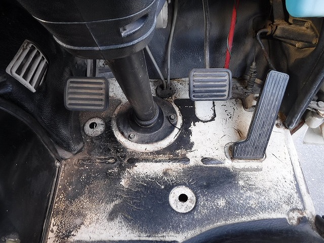 日野レンジャークレーン3段中型（4t）[写真16]