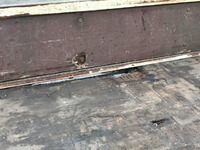 いすゞエルフ平ボディ小型（2t・3t）[写真16]