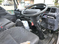 いすゞエルフ平ボディ小型（2t・3t）[写真27]