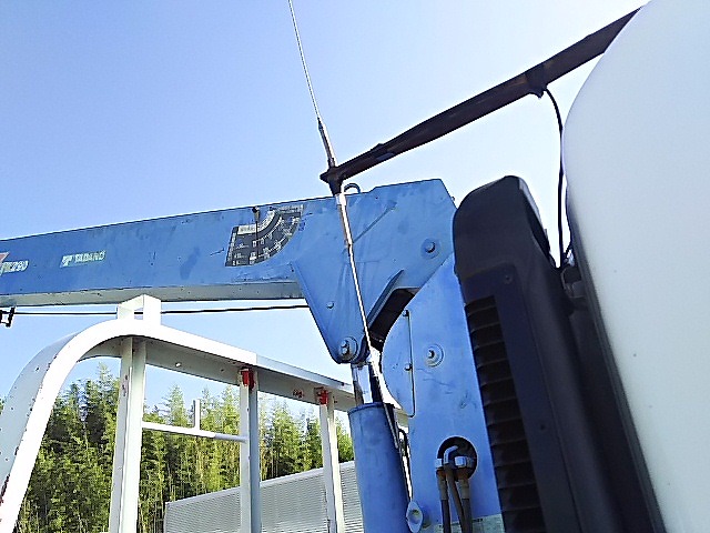 いすゞエルフクレーン4段小型（2t・3t）[写真13]