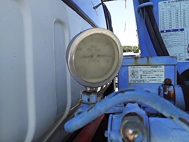 いすゞエルフクレーン4段小型（2t・3t）[写真17]