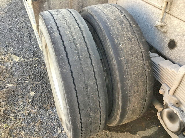 日野プロフィアダンプ大型（10t）[写真13]